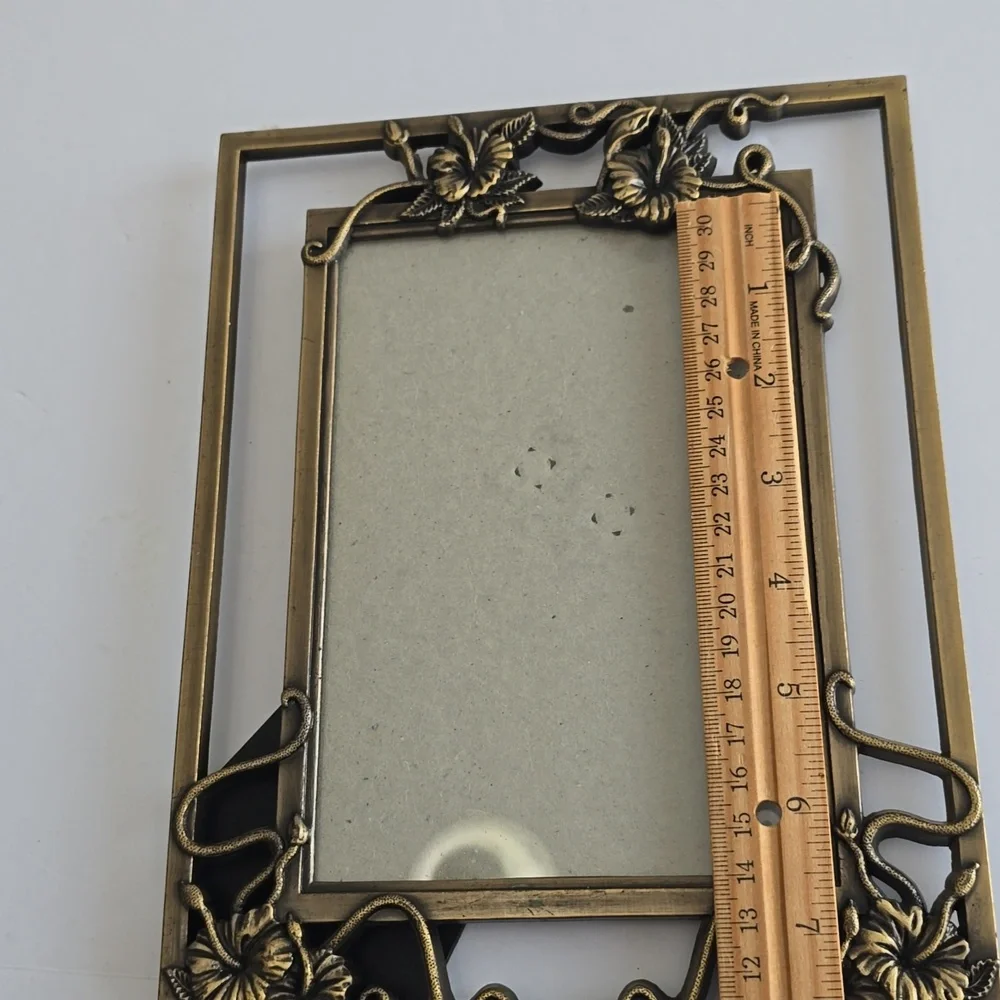 Vintage The Weston Gallery Metal Frame  Bronze Floral Vines Easel Display